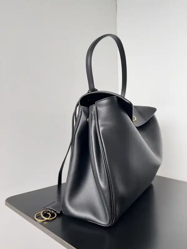 Frstbag ru BALENCIAGA RODEO-39.8*29.9*12.9CM