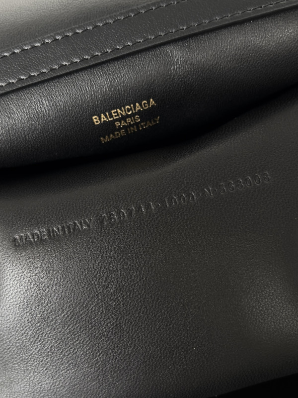 HOT SALE BALENCIAGA RODEO-39.8*29.9*12.9CM