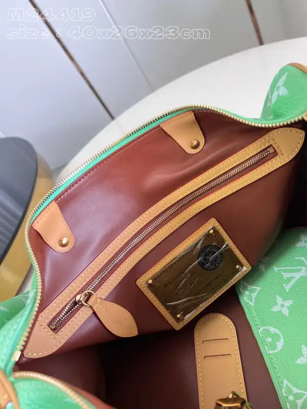 Louis Vuitton SPEEDY 40