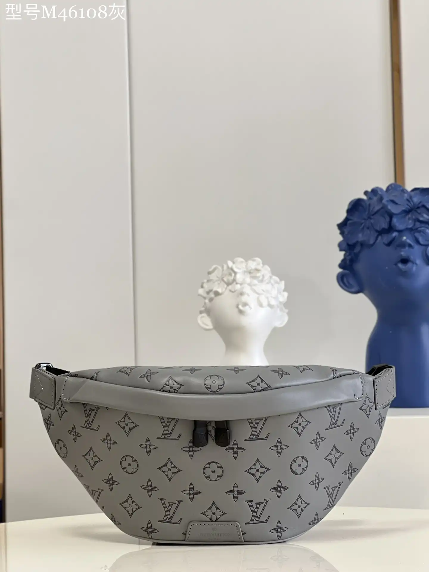 Frstbag ru LOUIS VUITTON DISCOVERY BUMBAG