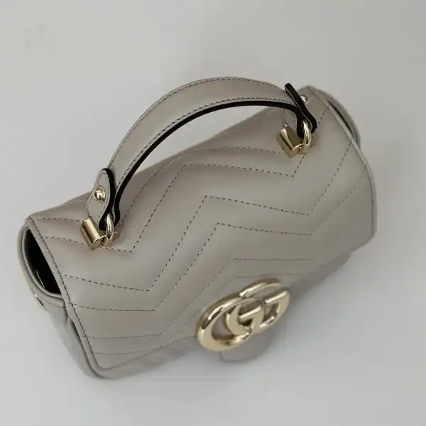 GUCCI GG Marmont mini top handle bag-17*13*6CM