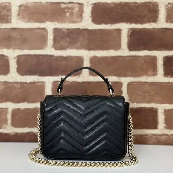 GUCCI GG Marmont mini top handle bag-17*13*6CM