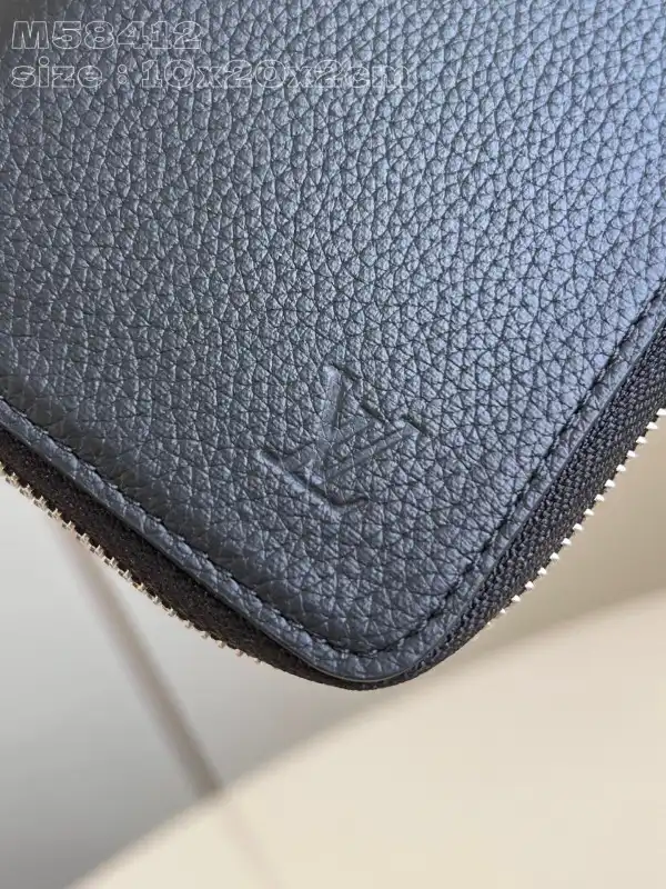 Aaa replica bags LOUIS VUITTON ZIPPY WALLET-10*20*2 cm