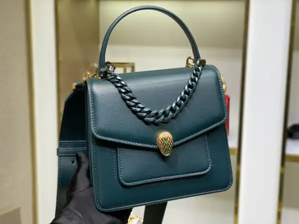 First Bag Ru BVLGARI SERPENTI FOREVER TOP HANDLE-18CM