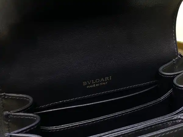 BVLGARI SERPENTI FOREVER TOP HANDLE-18CM