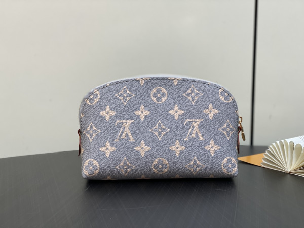 HOT SALE Louis Vuitton Pochette Cosmétique PM