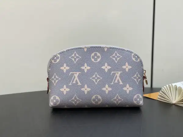 Frstbag ru Louis Vuitton Pochette Cosmétique PM