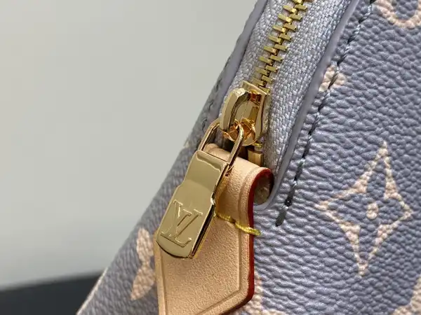 Frstbag ru Louis Vuitton Pochette Cosmétique PM