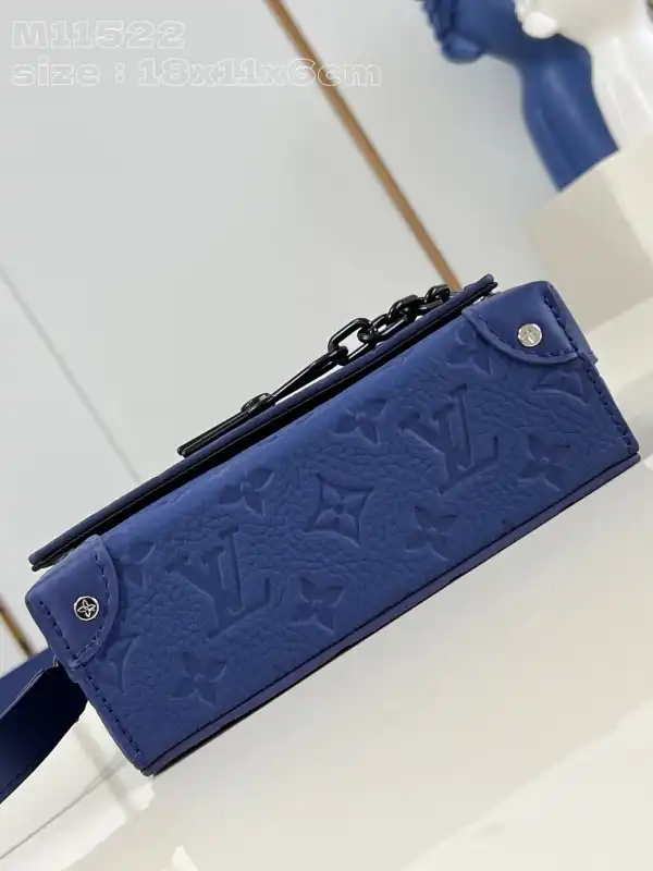 LOUIS VUITTON Steamer Wearable Wallet-18*11*6.5CM