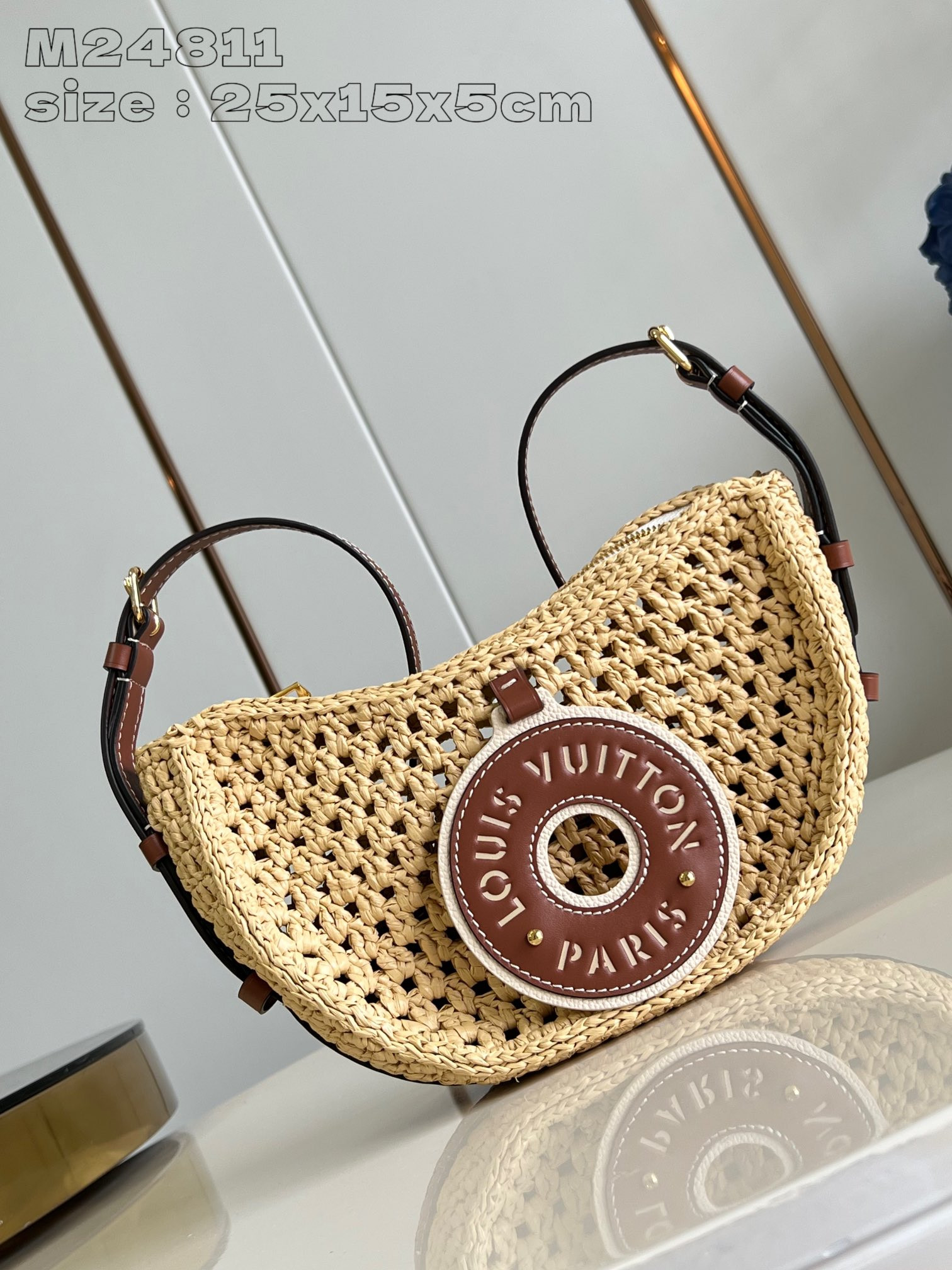 HOT SALE LOUIS VUITTON Croissant MM