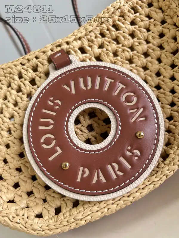 Rep LOUIS VUITTON Croissant MM