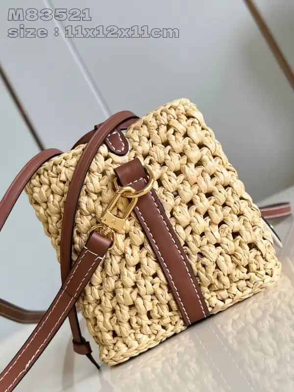 Frstbag ru LOUIS VUITTON NOÉ PURSE