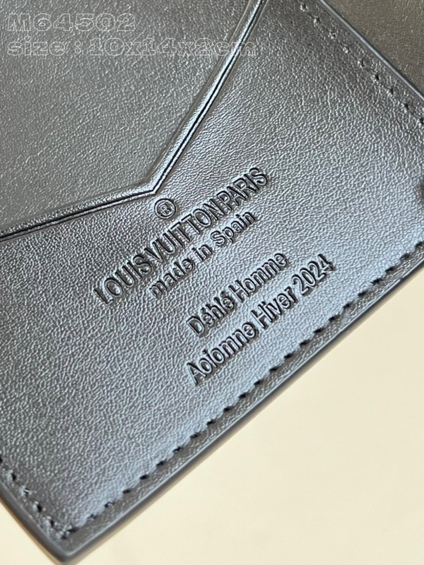 HOT SALE Louis Vuitton PASSPORT COVER-10*14*2.5CM