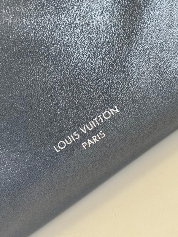 HOT SALE LOUIS VUITTON CarryAll MM- 39 x 30 x 15cm