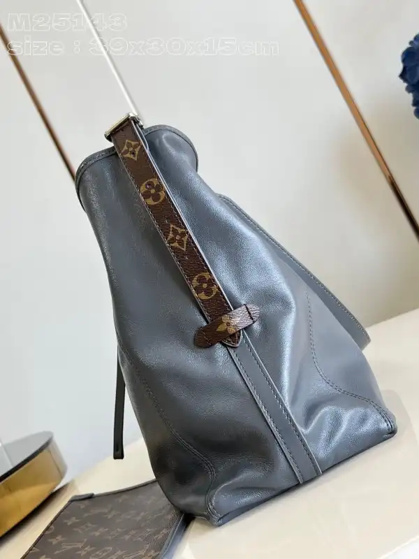 Aaa replica bags LOUIS VUITTON CarryAll MM- 39 x 30 x 15cm