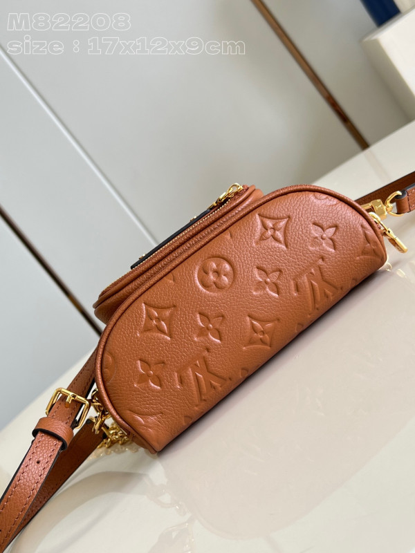 HOT SALE LOUIS VUITTON MINI BUMBAG-17-12-9.5CM