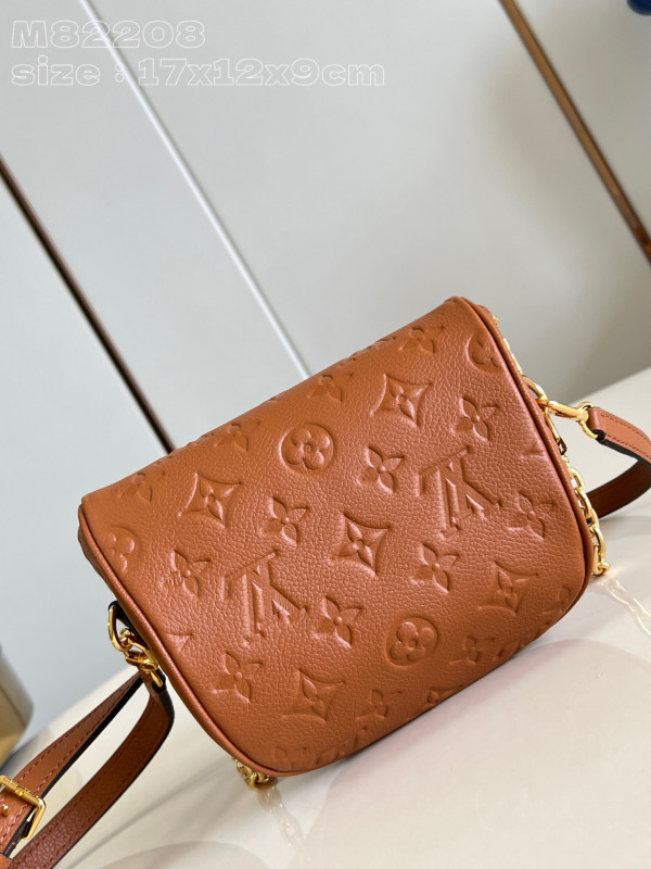 HOT SALE LOUIS VUITTON MINI BUMBAG-17-12-9.5CM