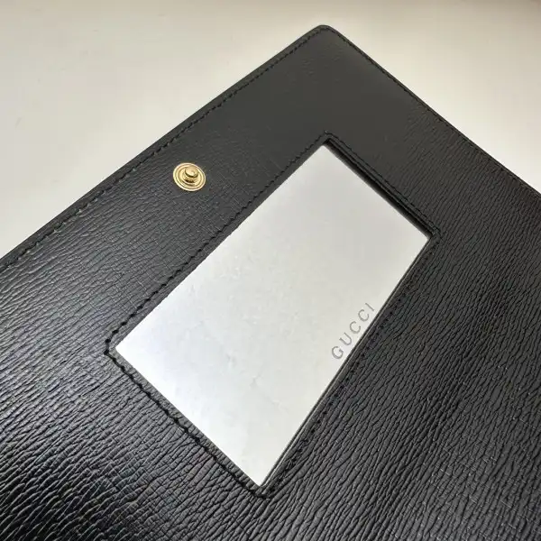 Frstbag ru Gucci Chain wallet with Gucci script