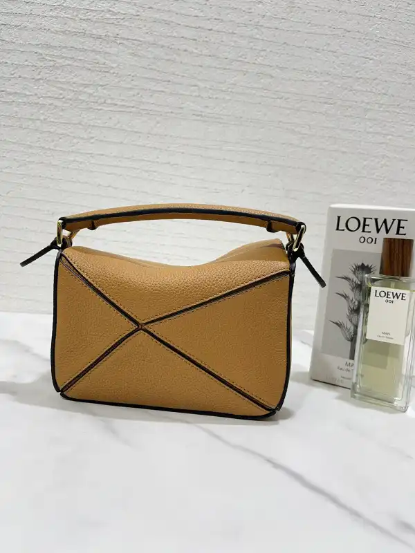 LOWEE PUZZLE BAG-18*12*7.5CM