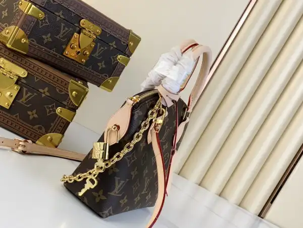 Aaa replica ru LOUIS VUITTON Lockit BB-15*19*7CM