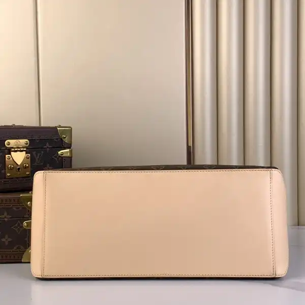 Affordable LOUIS VUITTON Mezzo