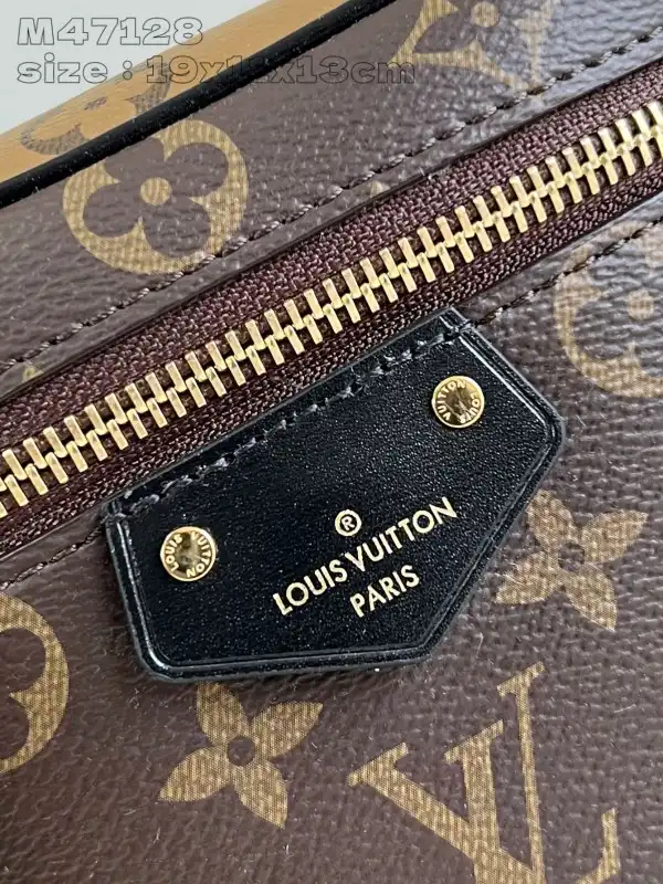 First bag ru LOUIS VUITTON VANITY PM