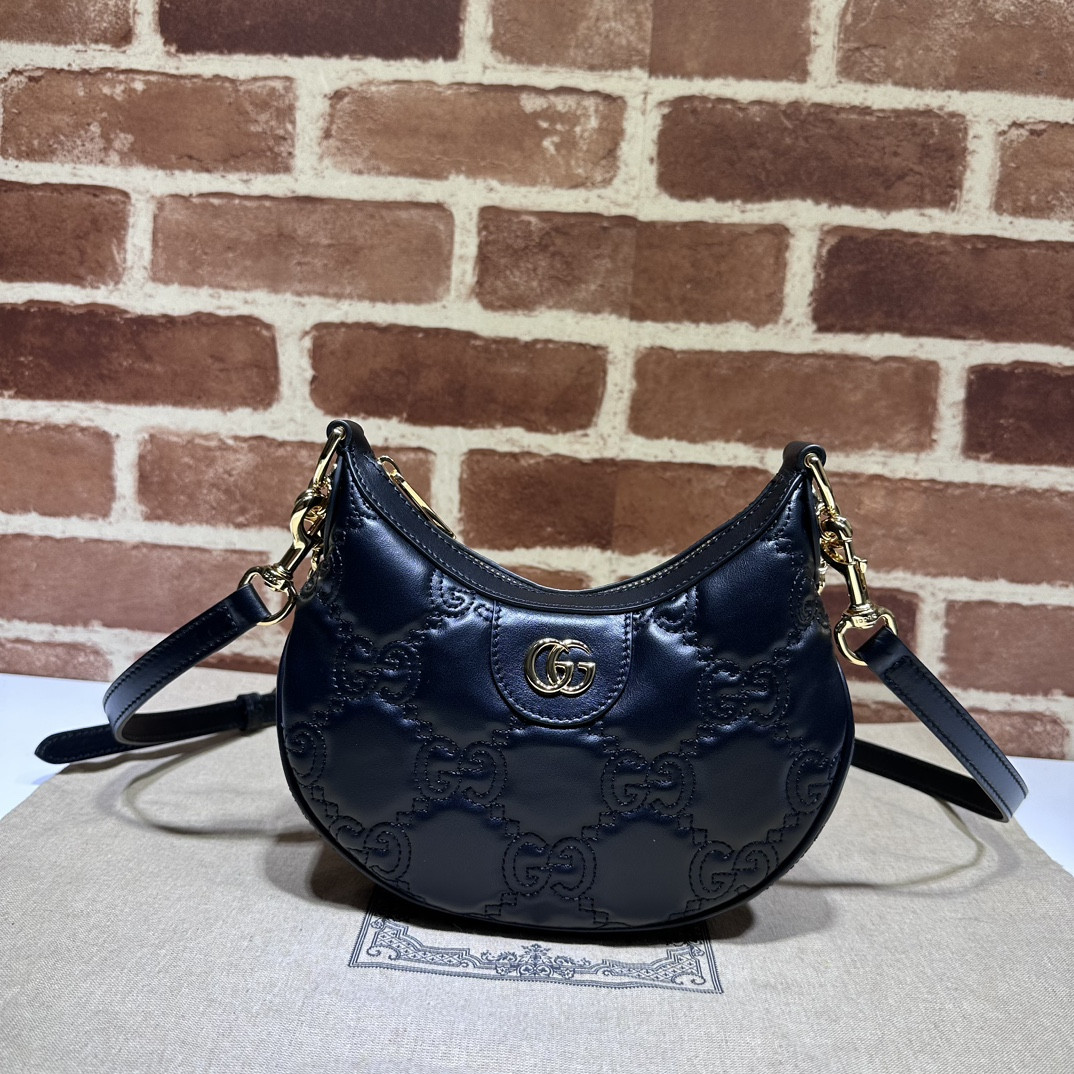 HOT SALE Gucci GG Matelassé mini shoulder bag