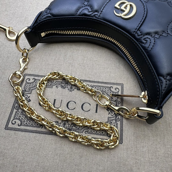 HOT SALE Gucci GG Matelassé mini shoulder bag