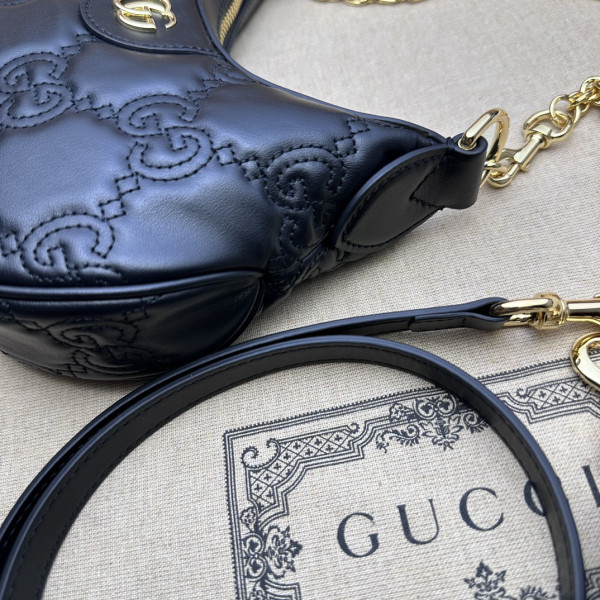 HOT SALE Gucci GG Matelassé mini shoulder bag