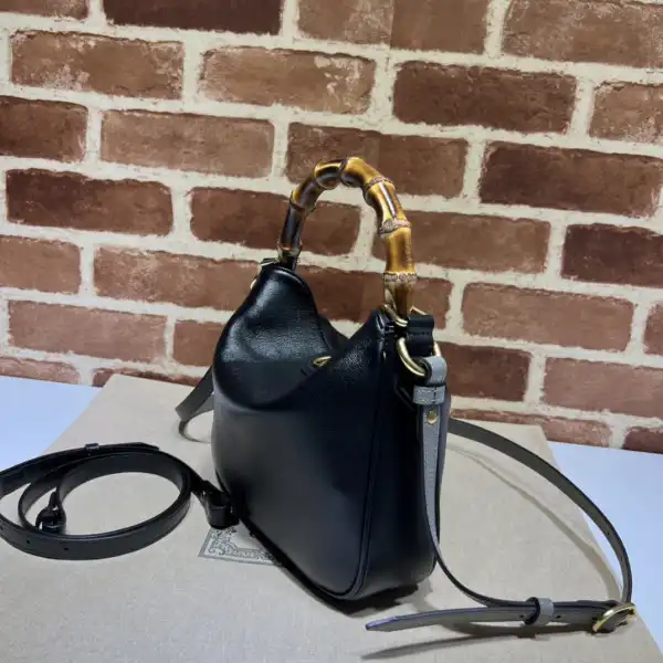 Gucci Diana small shoulder bag