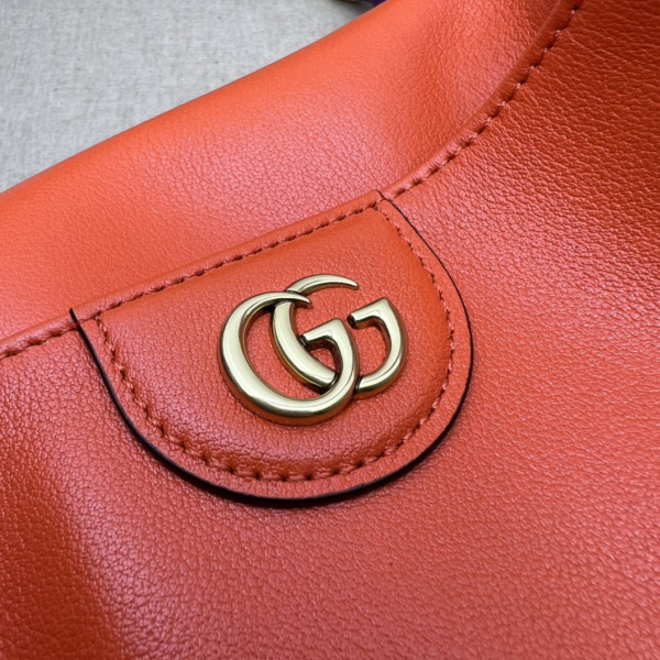 HOT SALE Gucci Diana small shoulder bag