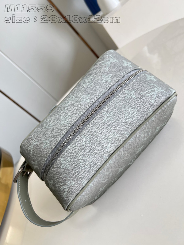 HOT SALE LOUIS VUITTON LOCKER DOPP KIT bag-23*13*12CM