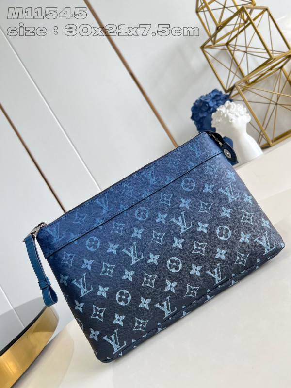 HOT SALE LOUIS VUITTON POCHETTE VOYAGE SOUPLE-30*21*7.5CM