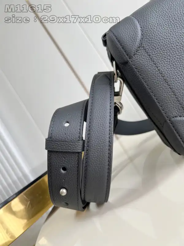 Cheap LOUIS VUITTON Soul Trunk East West-29*17.5*10CM