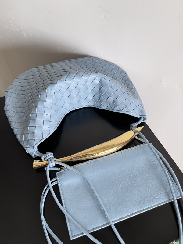 [FREE SHIPPING] BOTTEGA VENETA Medium Sardine