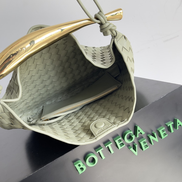 [FREE SHIPPING] BOTTEGA VENETA Medium Sardine