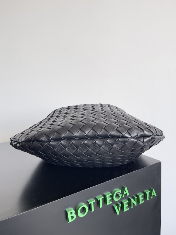 BOTTEGA VENETA Medium Sardine