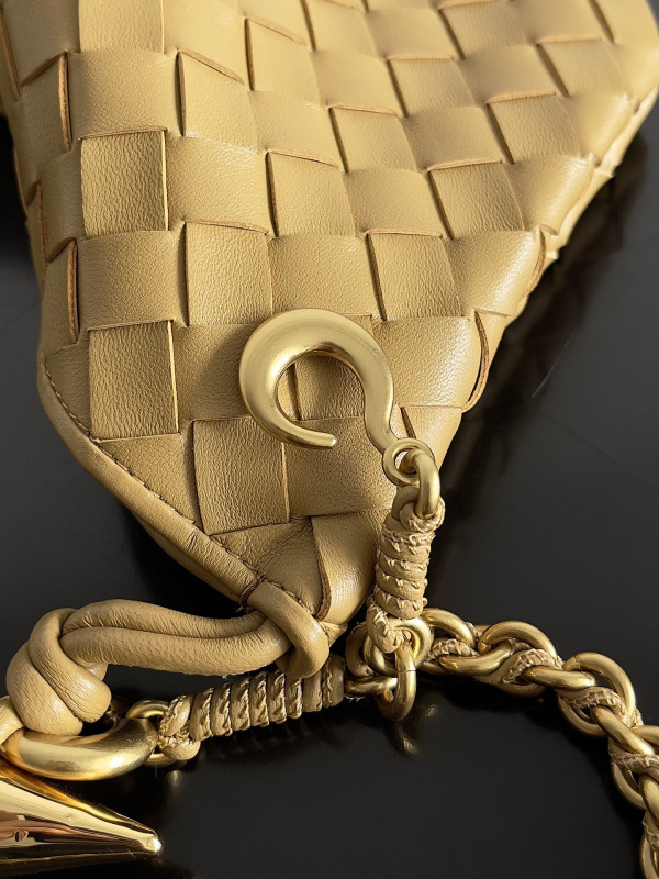 [FREE SHIPPING] Bottega Veneta Sardine With Chain-33*20*4CM