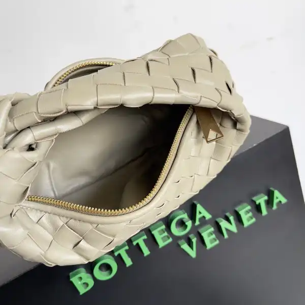 Bagsoffer yupoo BOTTEGA VENETA MINI JODIE-23*15*5CM