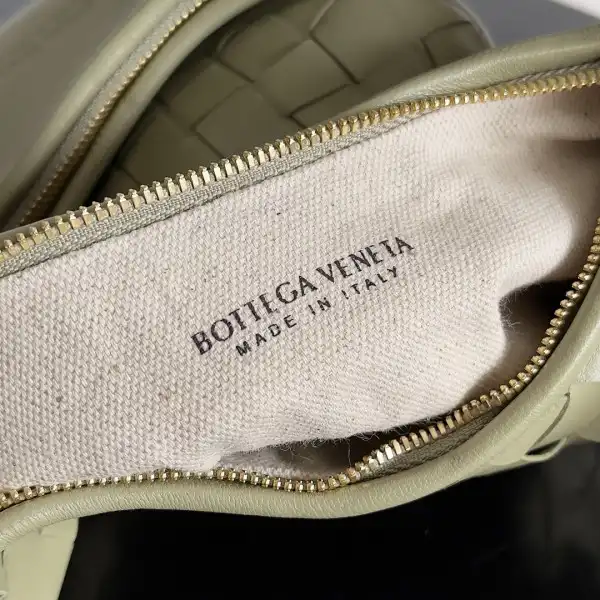 Firstbag Ru BOTTEGA VENETA  GEMELLI MESSENGER