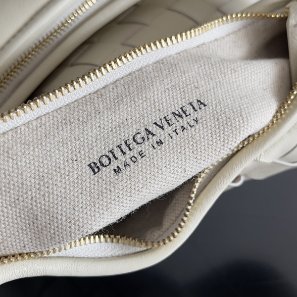 HOT SALE BOTTEGA VENETA  GEMELLI MESSENGER