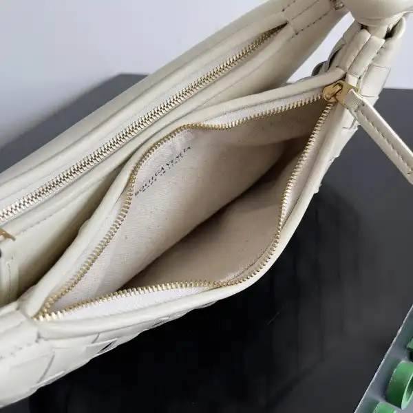 BOTTEGA VENETA  GEMELLI MESSENGER