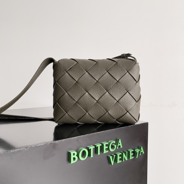 HOT SALE BOTTEGA VENETA Diago