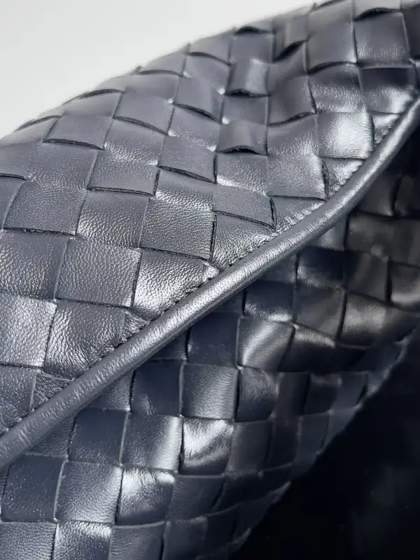 BOTTEGA VENETA Large Hop