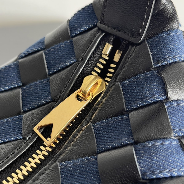 HOT SALE BOTTEGA VENETA Mini Wallace