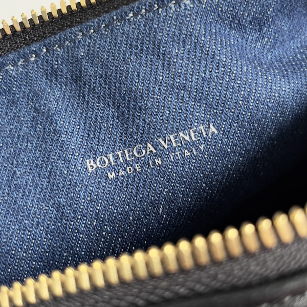 HOT SALE BOTTEGA VENETA Mini Wallace