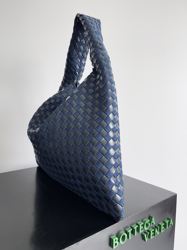 HOT SALE BOTTEGA VENETA Large Hop