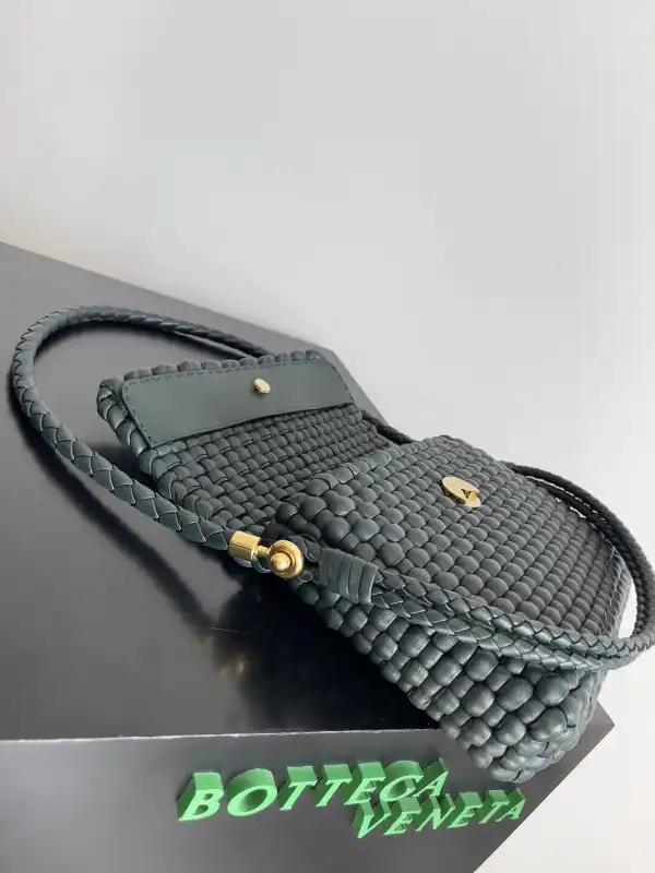 Yupoo bagsoffer BOTTEGA VENETA Swing