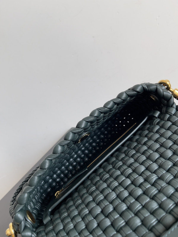 HOT SALE BOTTEGA VENETA Swing