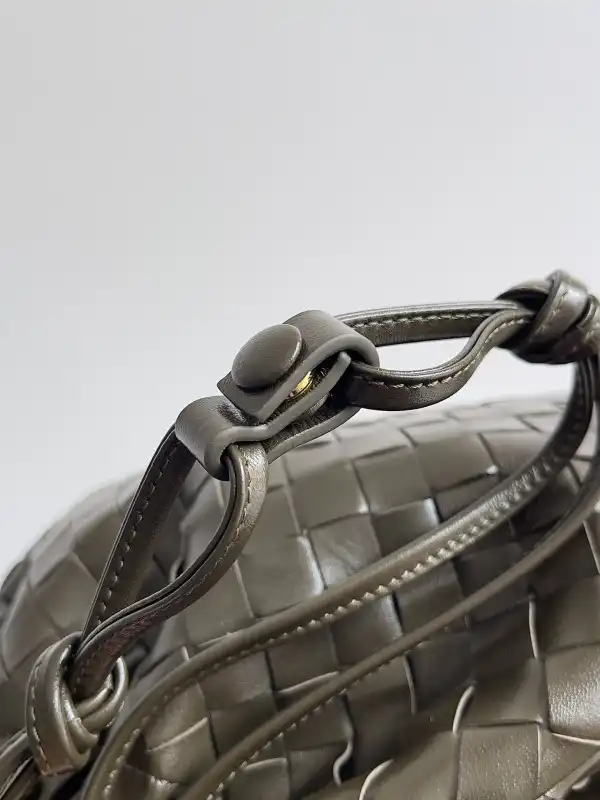 BOTTEGA VENETA Medium Dustbag